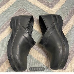 Women’s Dansko Clogs 36